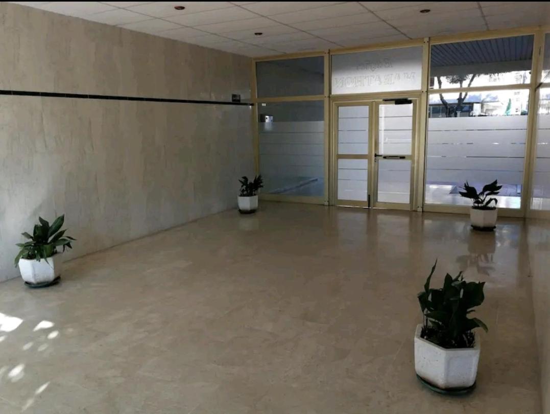 Bonito Apartamento Cerca De La Playa سالو المظهر الخارجي الصورة