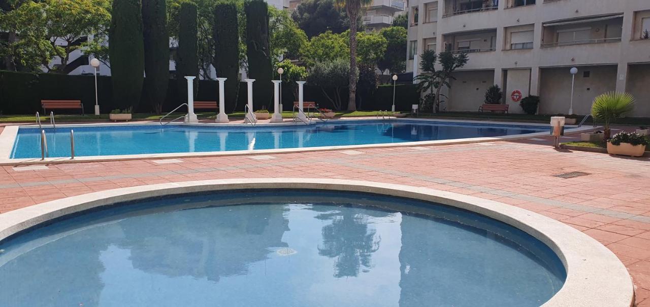 Bonito Apartamento Cerca De La Playa سالو المظهر الخارجي الصورة